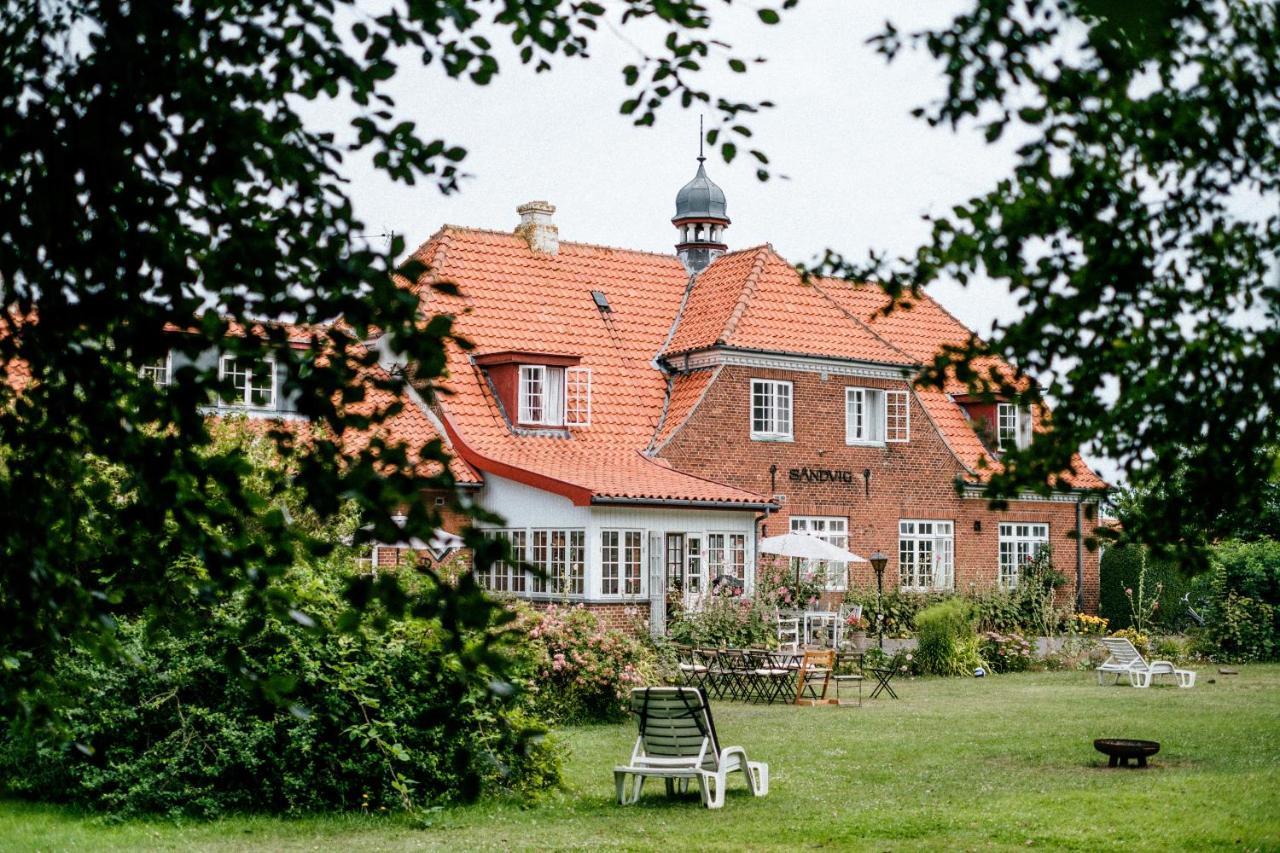 Langebjerg Pension & Spisested 알링에 외부 사진