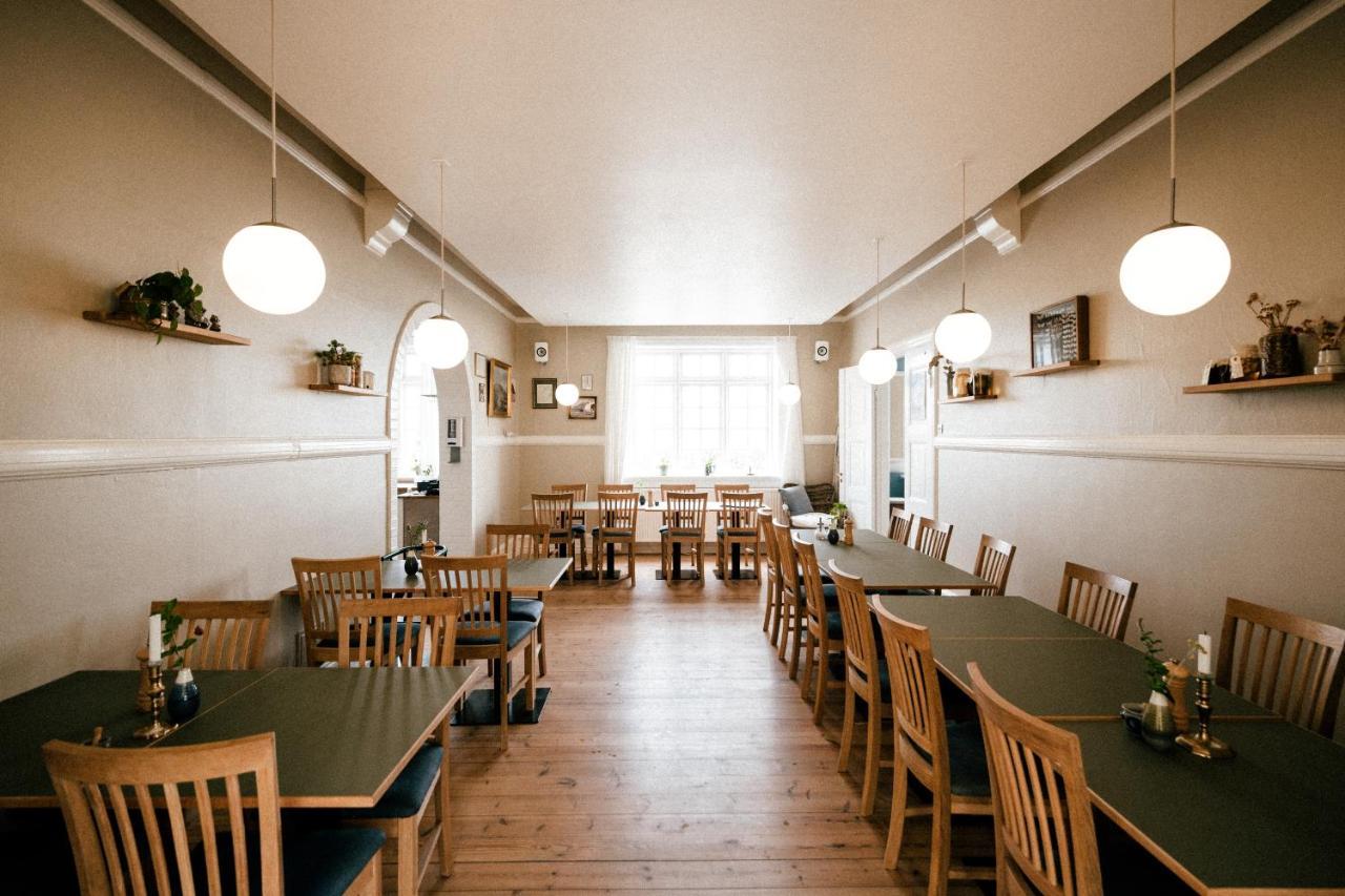 Langebjerg Pension & Spisested 알링에 외부 사진