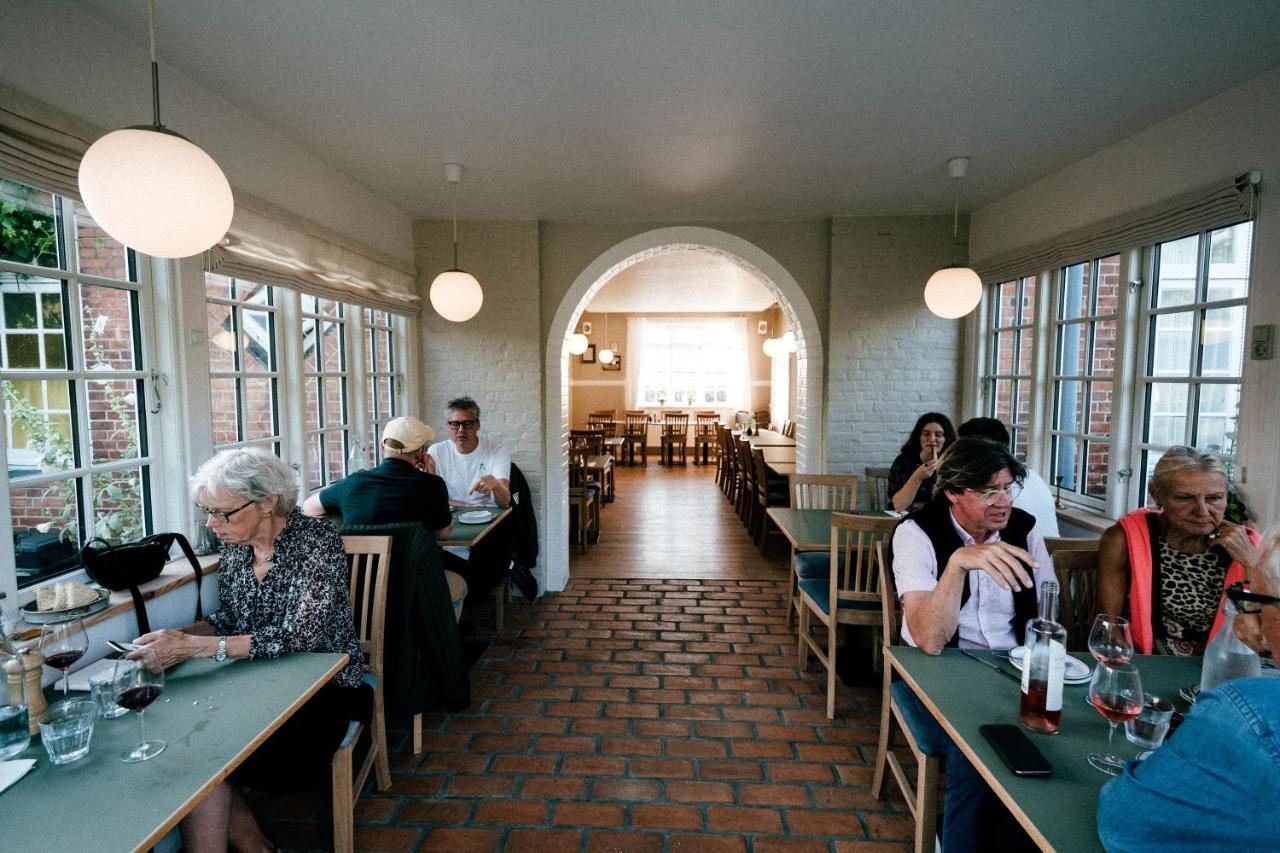 Langebjerg Pension & Spisested 알링에 외부 사진