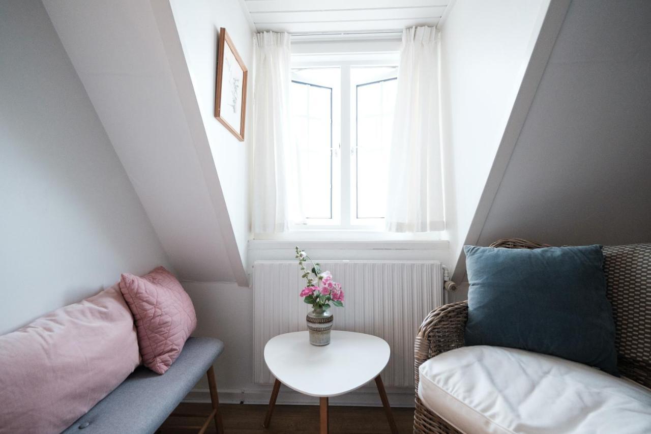 Langebjerg Pension & Spisested 알링에 외부 사진